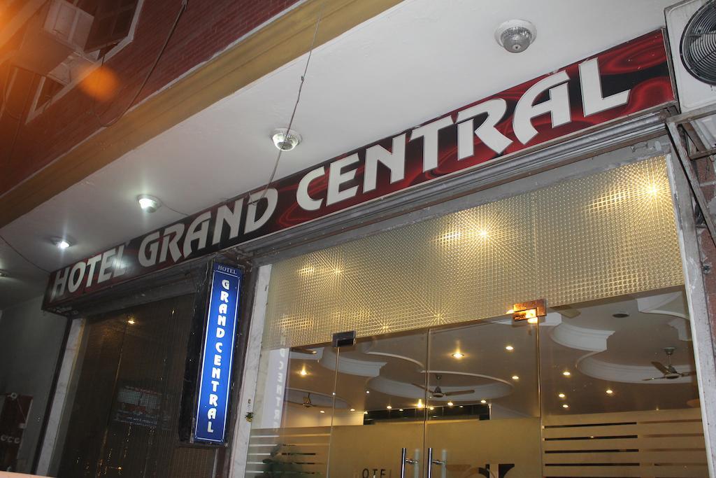 Hotel O Grand Central デリー エクステリア 写真